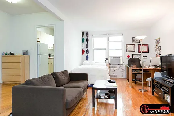 Rented by Cayenne Realty Group | media 34