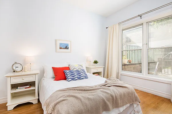 Sold by Compass | media 3