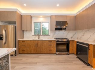 58 Zeliff Ave, Little Falls, NJ 07424