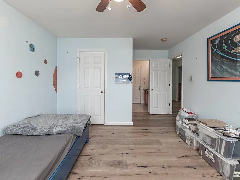 4th bed