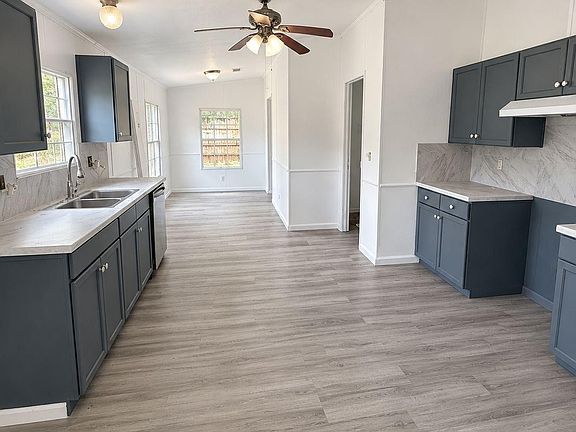 3rd image of 1610 Mo Dr