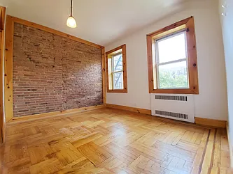 Rented by Rentall Group Inc