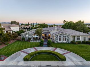 19237 Estancia Way, Apple Valley, CA 92308