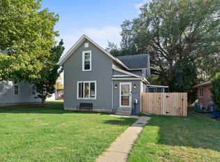 1015 E 2nd St, Washington, IA 52353