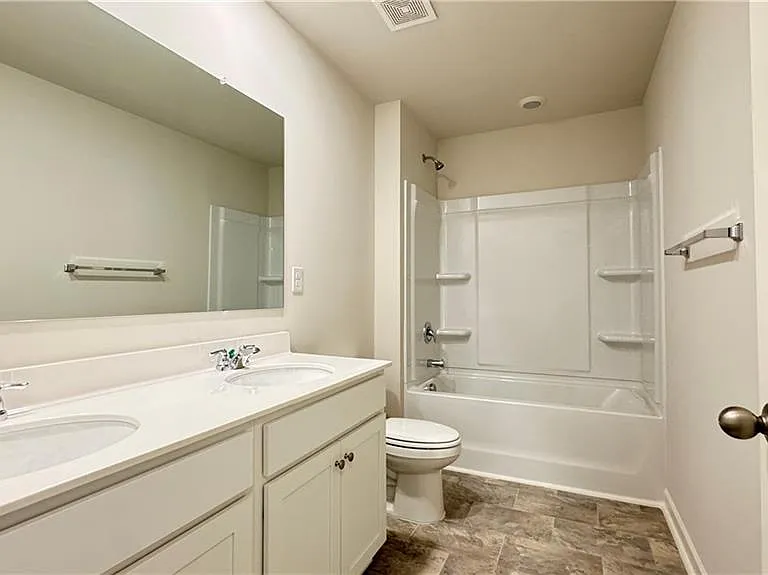 841 Highgrove Way — Photo 33