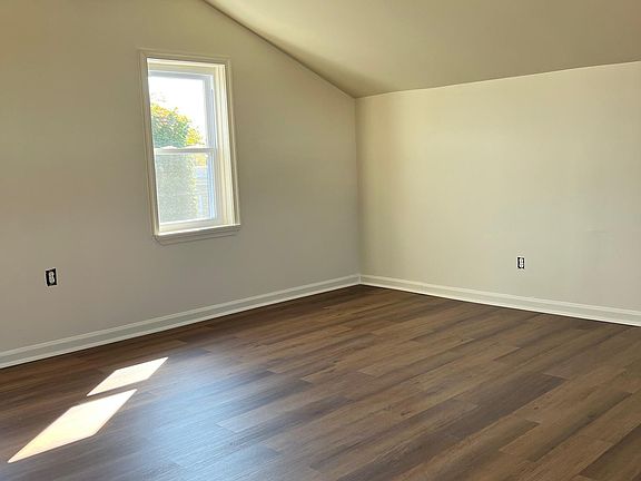 3rd image of 430 W Olney Ave Floor 3