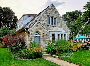 2847 N 69th St, Milwaukee, WI 53210