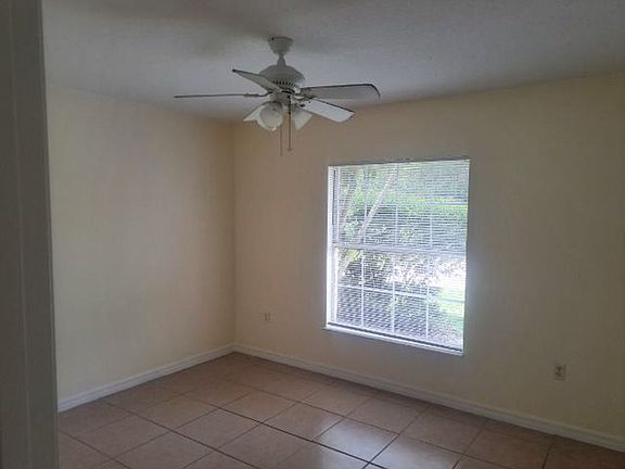 4th image of 1750 23rd St