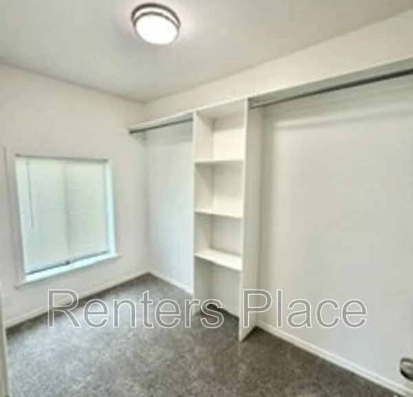 5501 S Newport Ave — Photo 18
