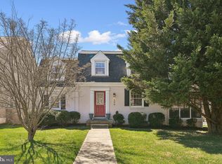 544 W Montgomery Ave, Rockville, MD 20850