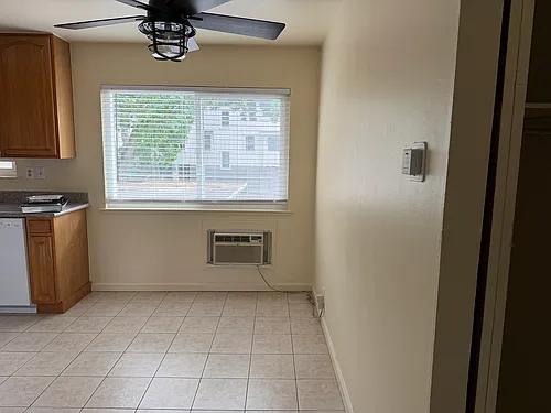 2790 Jones Rd #4 Photo 1