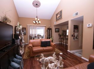 114 Lake Chateau Dr, Hermitage, TN 37076