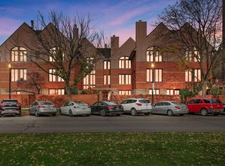 812 E Kilbourn Ave #812, Milwaukee, WI 53202