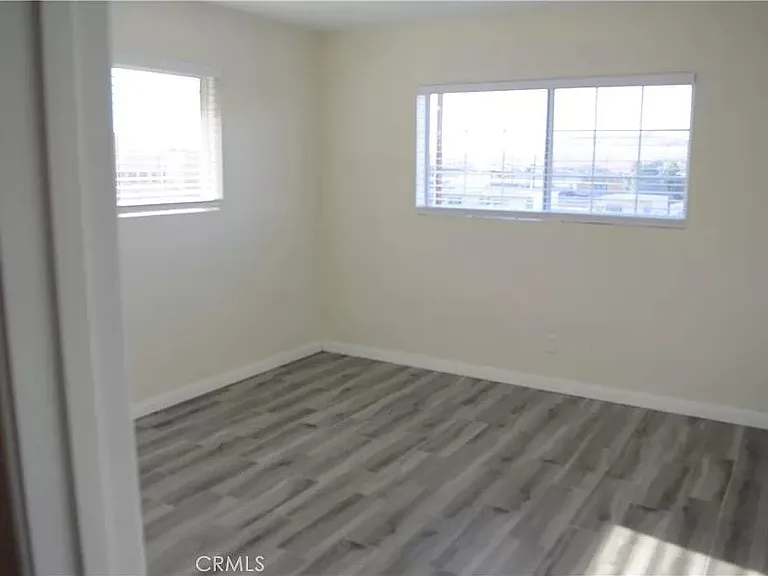 228 E Hutchison St #1-3 — Photo 10