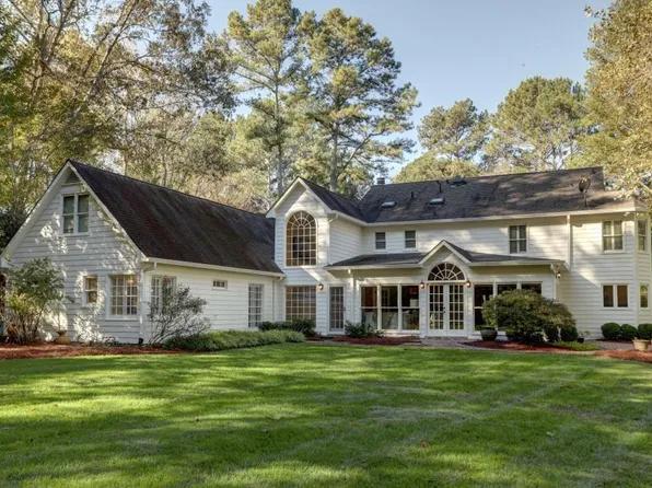 1850 Dinsmore Rd, Milton, GA 30004