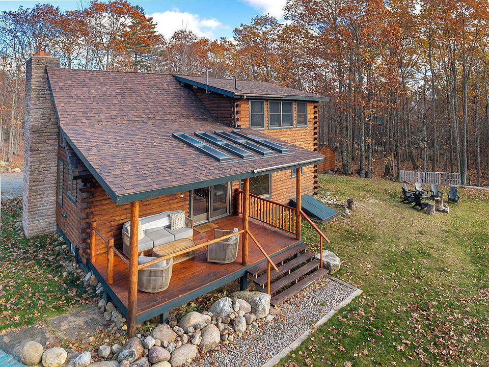 137 Mountain View Ln, Wilmington, NY 12997 | Zillow