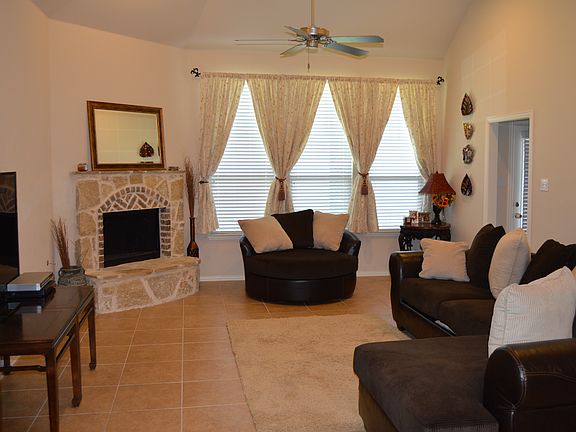 3rd image of 4317 Bewley Dr