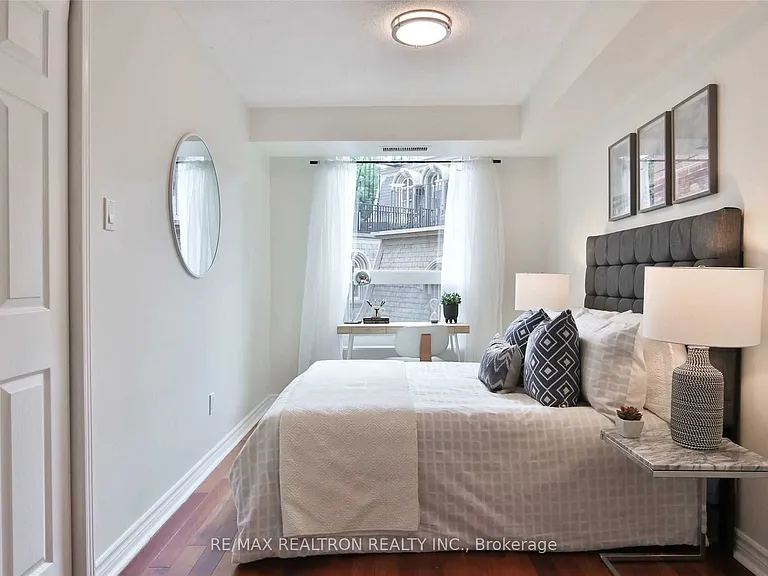 77 Maitland Pl #326 — Photo 21
