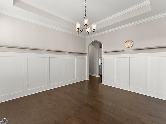 3rd image of 876 Sweetgrass Ct
