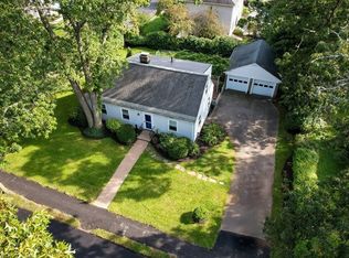 6 Melvin Rd, Natick, MA 01760