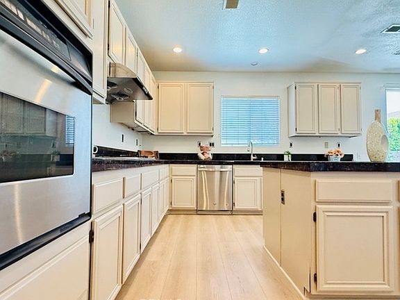 4th image of 11958 Sunstone Ct #2-4