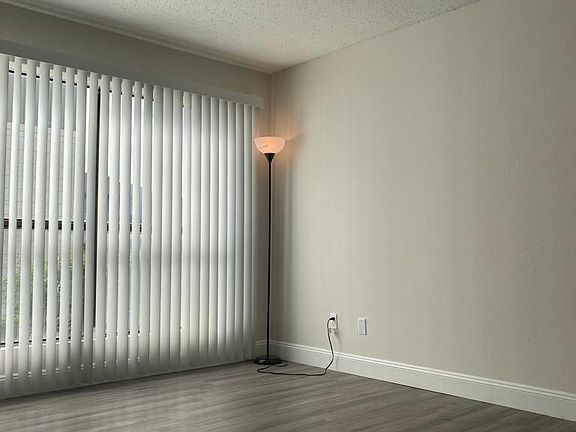 5th image of 2254 Cabana Club Ct APT 101