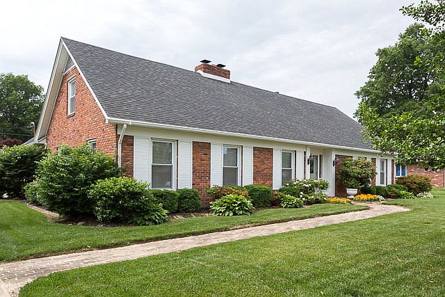 1st image of 2138 N Stratford Dr