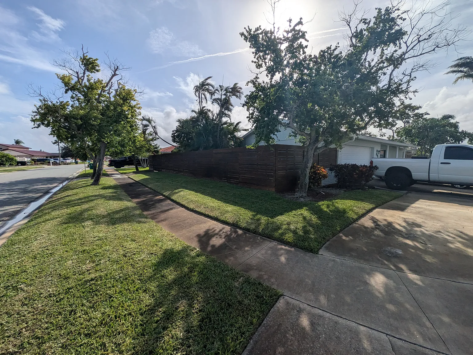 4 bed, 2120 sqft, $4,300 — Photo 2