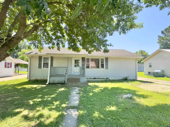 1590 Blount St, Union City, TN 38261