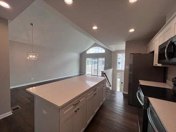 2nd image of 7222 Farmstead Ln