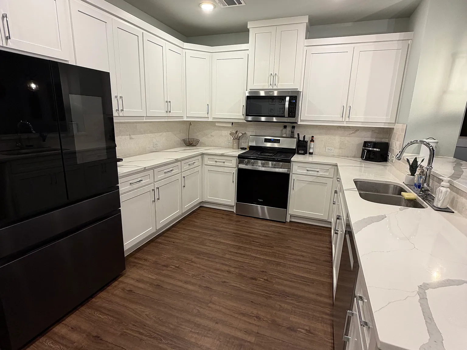 4 bed, 2000 sqft, $4,500 — Photo 4