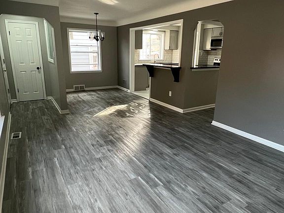 4th image of 7156 Osage Ave