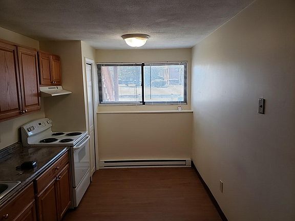 2nd image of 161 South St APT 11