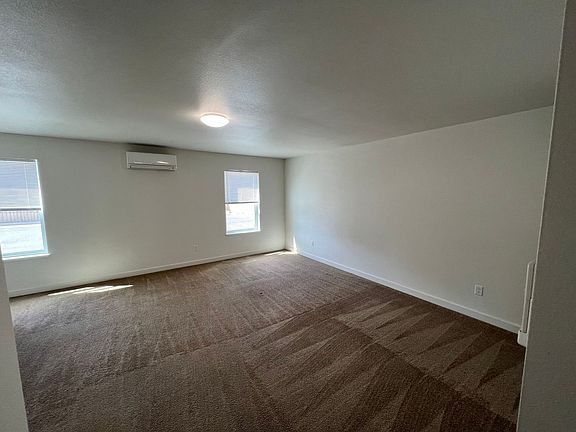 4th image of 111 W Helena Ave #2