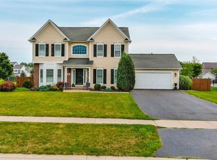 46 Talnuck Dr, Rochester, NY 14612