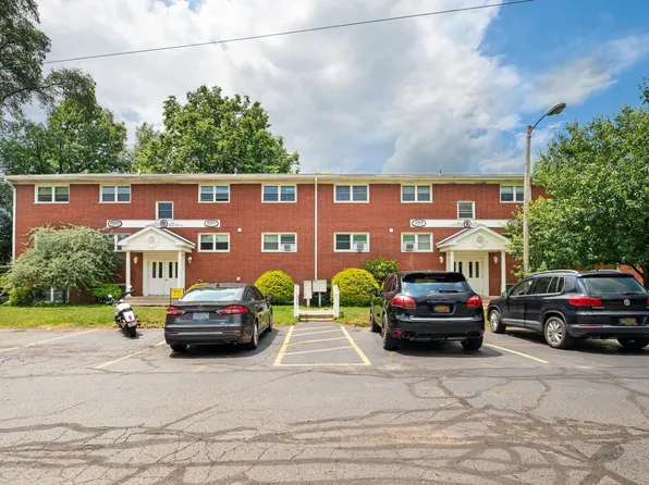 2002 N Us Highway 31 #8, Niles, MI 49120