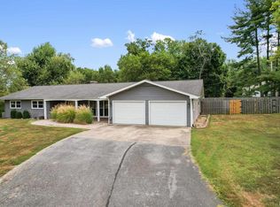 345 Lovers Ln, Harrisburg, IL 62946