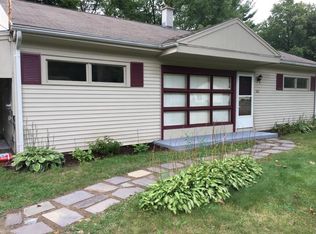 102 Vincent St, Springfield, MA 01129