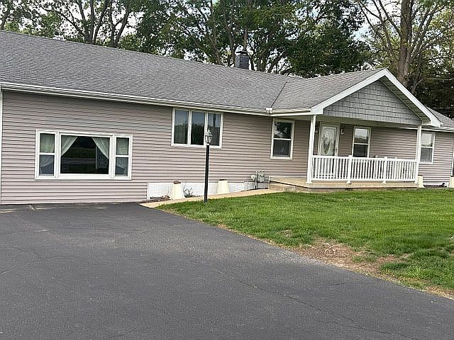 1st image of 3616 W Rock Springs Rd