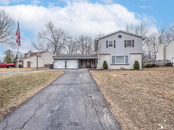 6697 Bennington St, Temperance, MI 48182