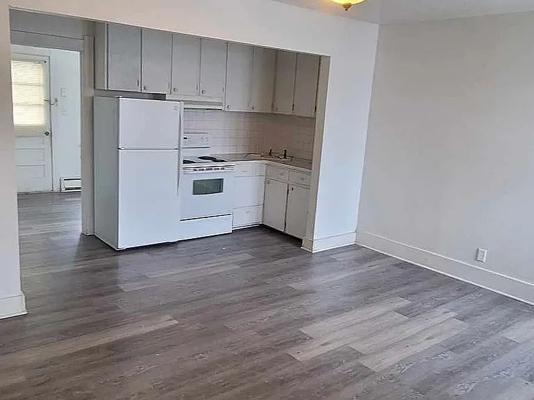 1st image of 630 E 5th St #H