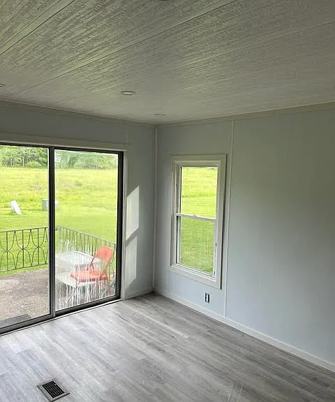 18 Oak Dr — Photo 3