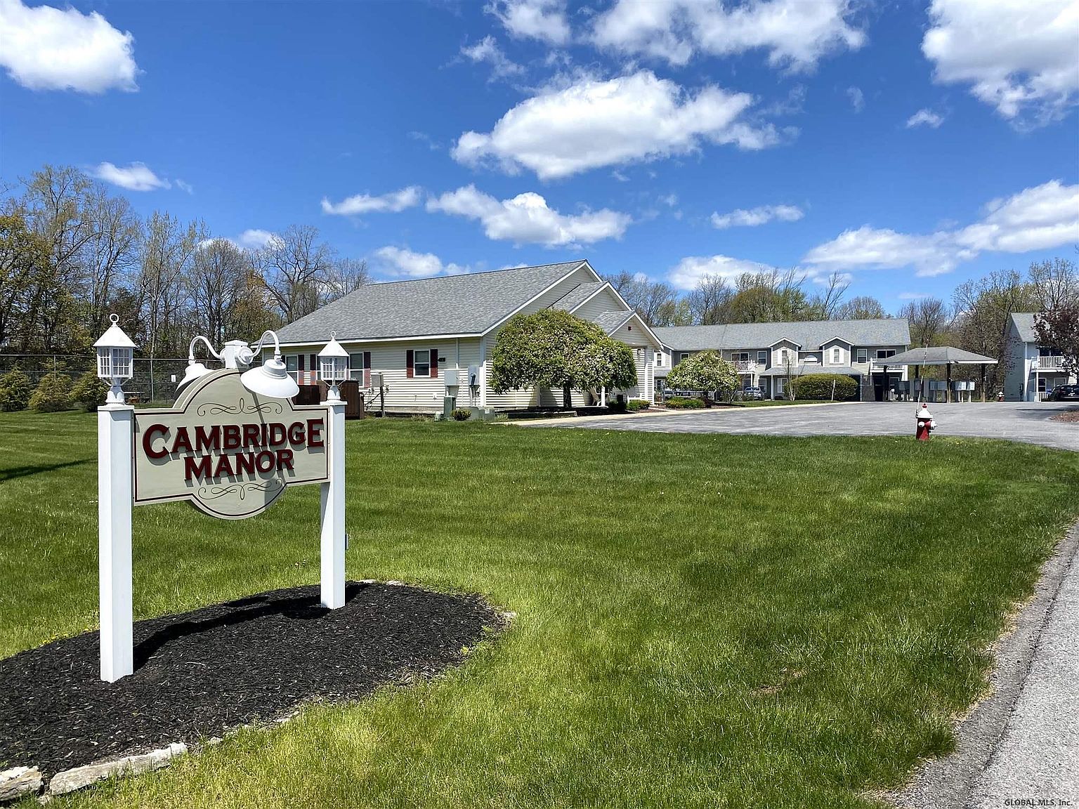 209 Cambridge Manor Dr, Schenectady, NY 12302 | Zillow