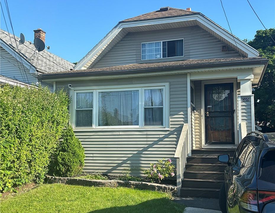 1st image of 395 Shirley Ave