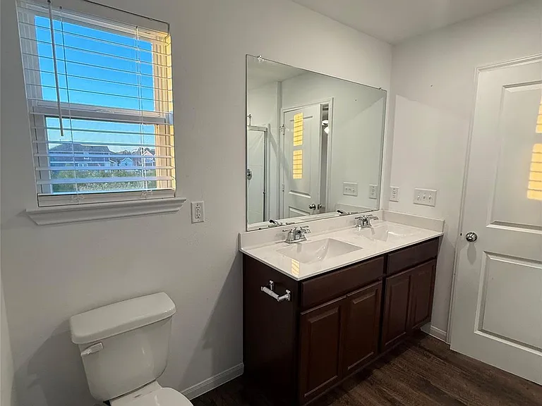 17907 Baleage Ln — Photo 22