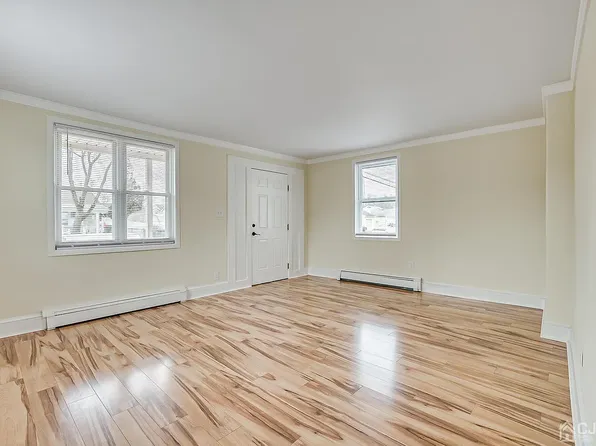 712 Morris Blvd, Toms River, NJ 08753