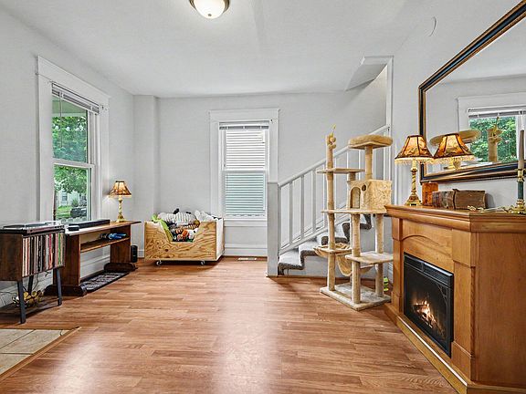 5th image of 1428 Lafayette Ave SE