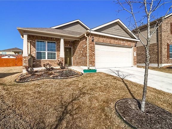 2nd image of 482 Martha Dr