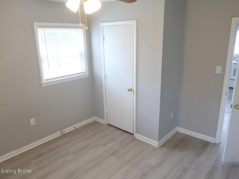 4920 Old Mill Rd #B — Photo 21