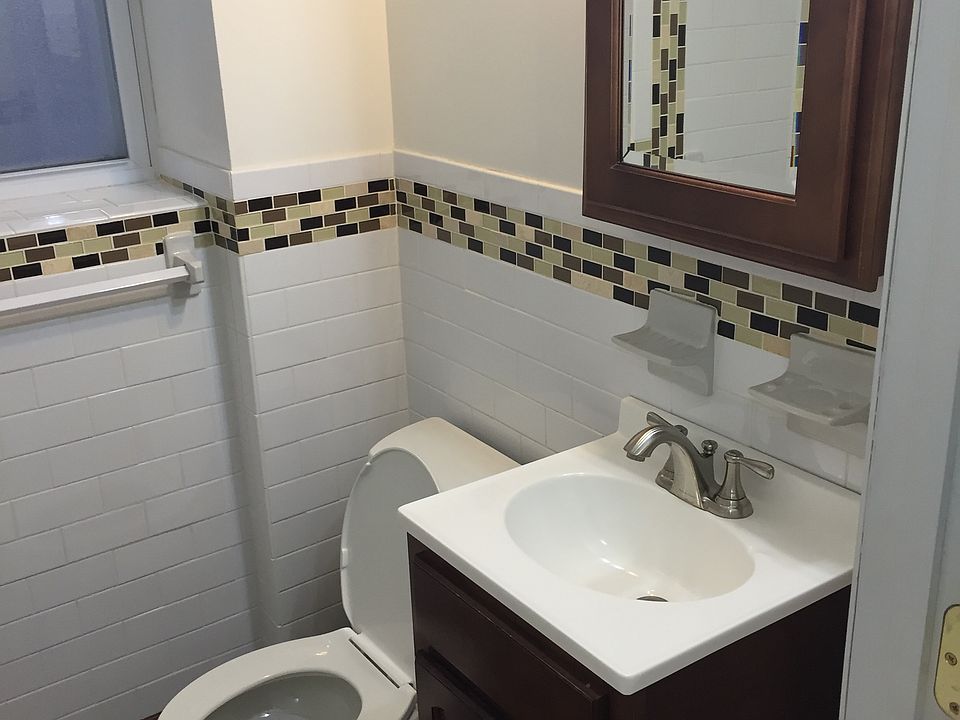 2nd image of 167 E 106th St APT 1W